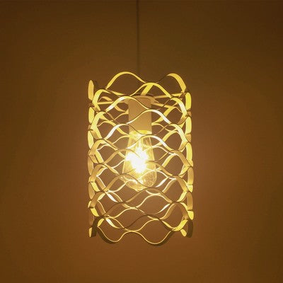 Baltas metalinis narvelio tipo pakabinamas šviestuvas siaurai erdvei