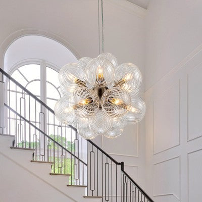 Dvigubai išdėstytas stiklo rutulių sietynas moderniai svetainei